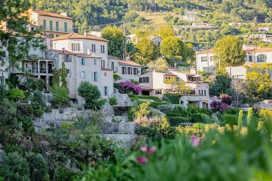 Voyager en train à travers la France : itinéraires qui révèlent des paysages inattendus